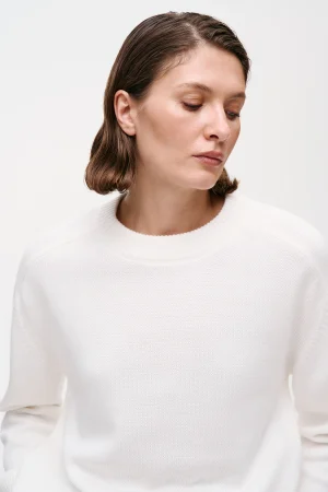 sweater-basic-white-5