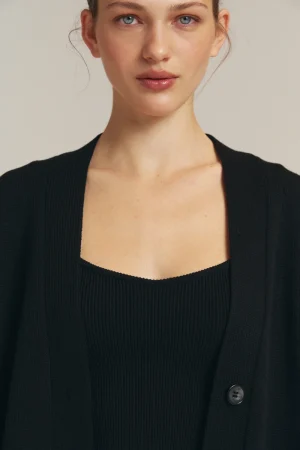 Whitney-black-4