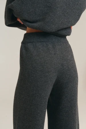 suit-blanche-dark-grey-06