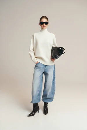 sweater-sydney-milk-2