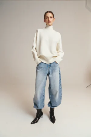 sweater-sydney-milk-5