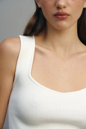 top-whitney-milk-3